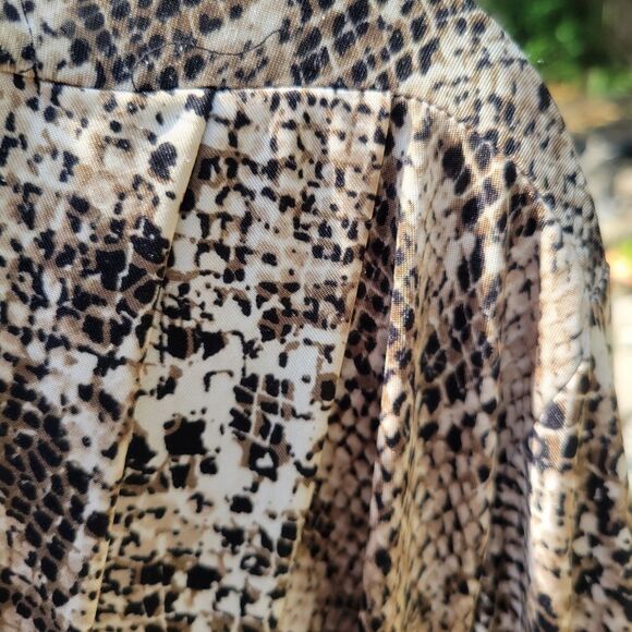 Dana Buchman Brown Snake Print Blouse - Picture 8 of 11